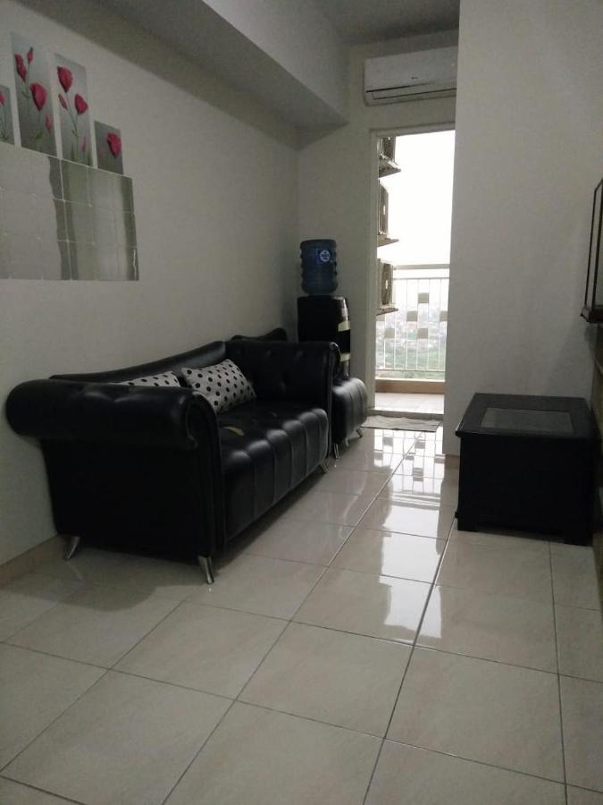 Springlake Apartemen 2Br-Sumarecon-Bekasi, By Bu Johan Esterno foto